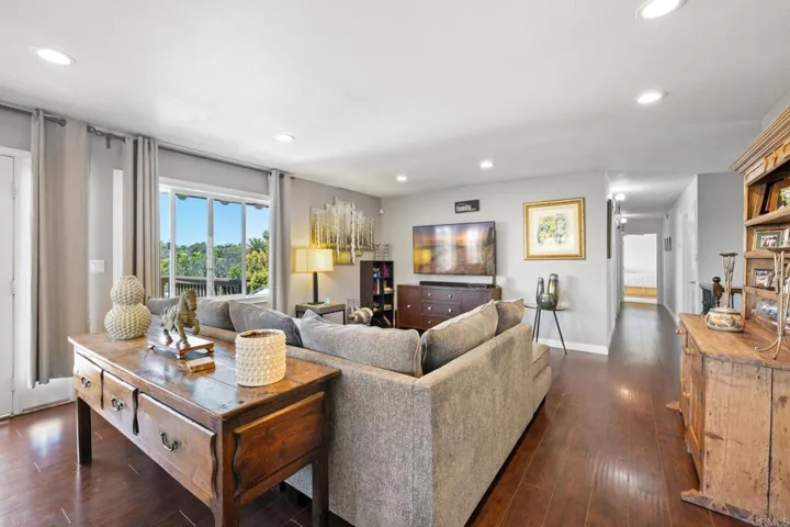 1451 Pine Vista Road, Escondido, California 92027
