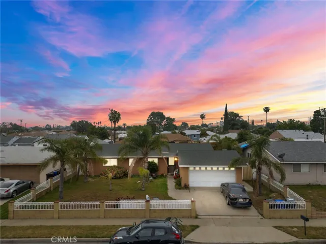 565 W Van Koevering Street, Rialto, California 92376
