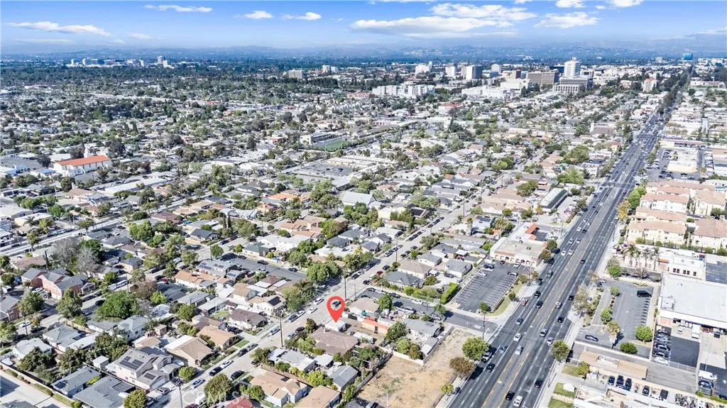 1704 W 2nd Street, Santa Ana, California 92703 home-pic-29