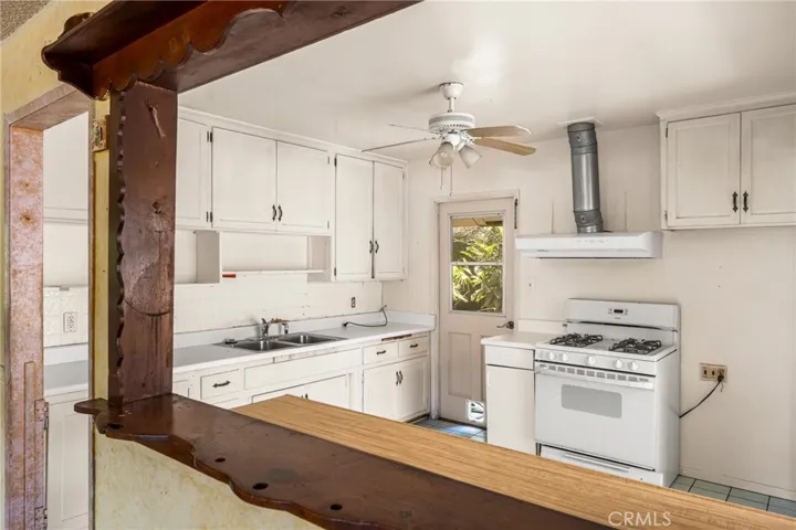13009 Edwards Road, La Mirada, California 90638
