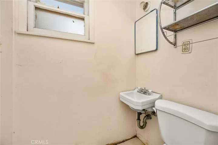 13009 Edwards Road, La Mirada, California 90638