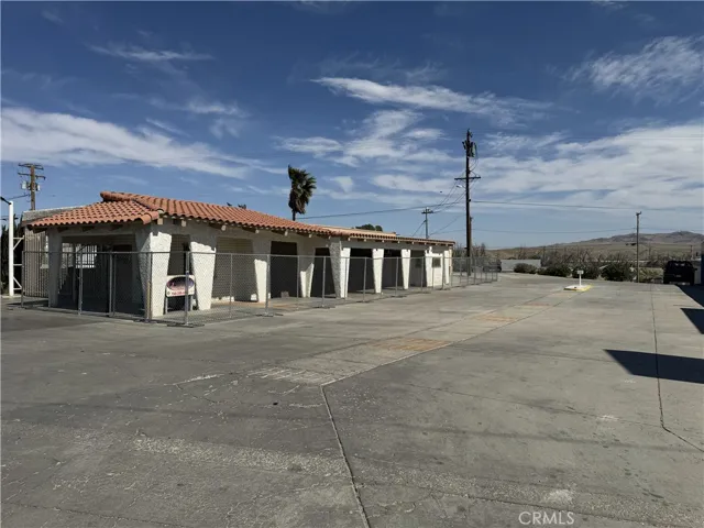 1421 W Main Street, Barstow, California 92311