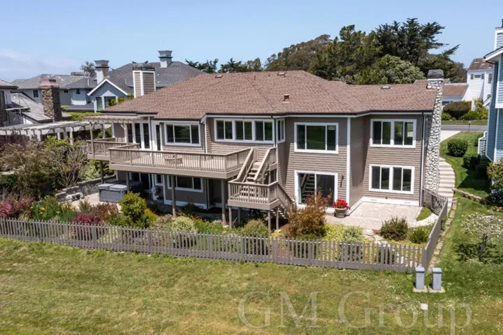 410 Fairway Drive, Half Moon Bay, California 94019
