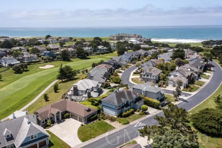410 Fairway Drive, Half Moon Bay, California 94019