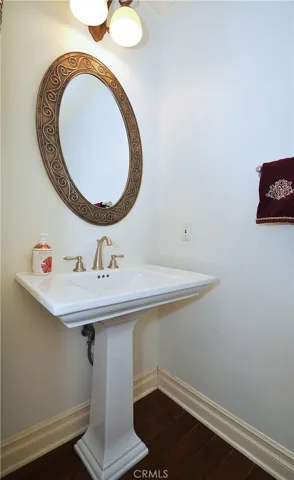 Powder room