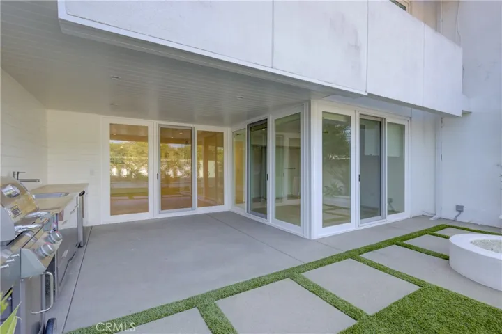 743 Avocado Avenue 102, Corona Del Mar, California 92625