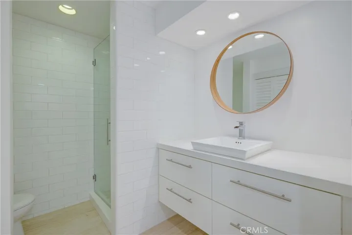 743 Avocado Avenue 102, Corona Del Mar, California 92625