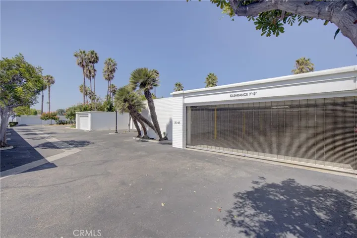 743 Avocado Avenue 102, Corona Del Mar, California 92625