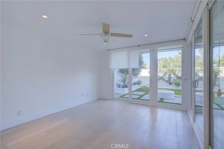 743 Avocado Avenue 102, Corona Del Mar, California 92625