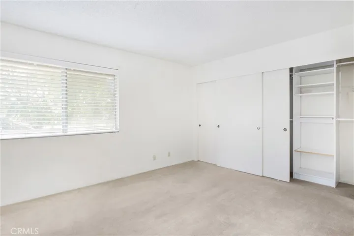 29 Cheyenne 70, Irvine, California 92604