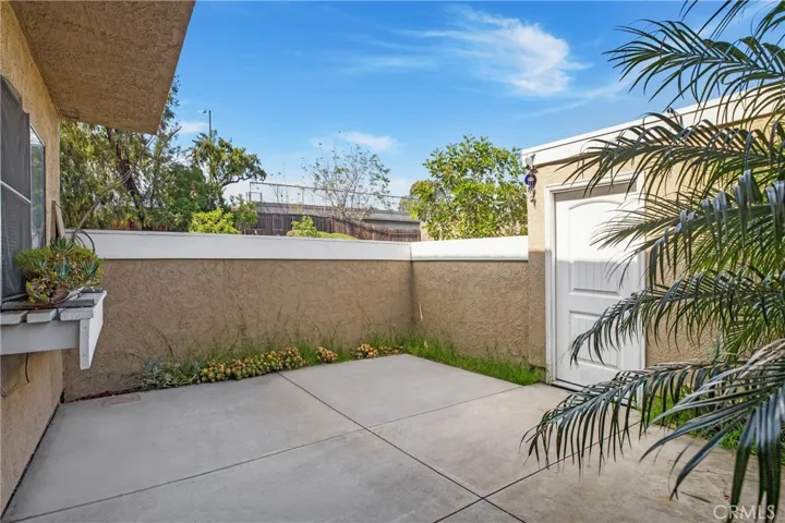29 Cheyenne 70, Irvine, California 92604