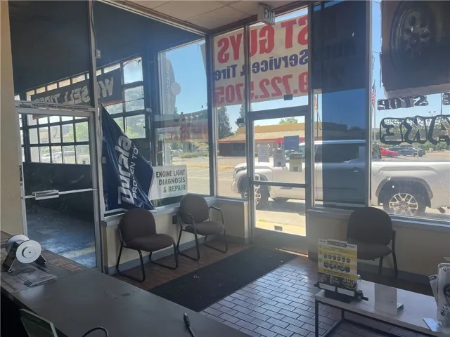 1420 V Street, Merced, California 95340