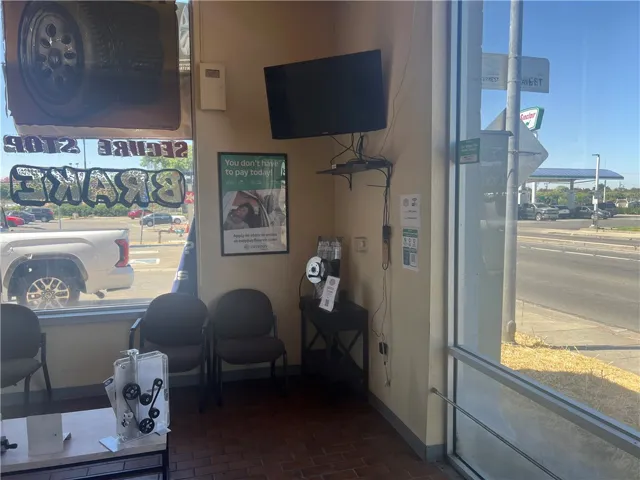 1420 V Street, Merced, California 95340