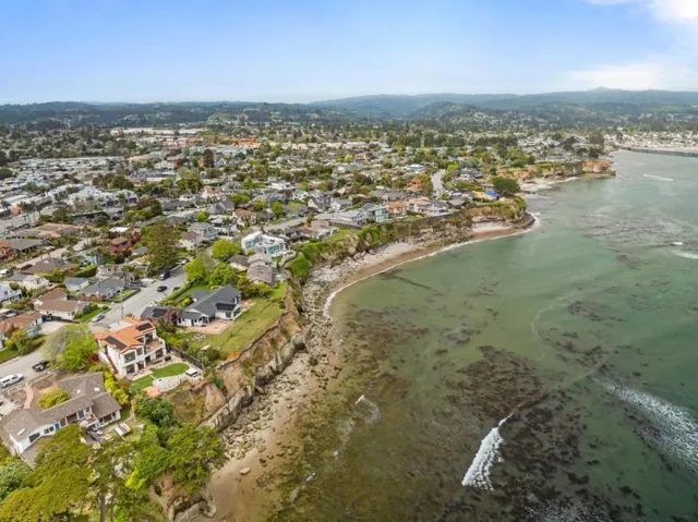 4190 Opal Cliff Drive, Santa Cruz, California 95062