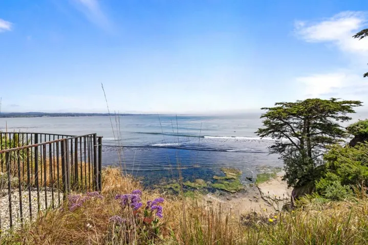 4190 Opal Cliff Drive, Santa Cruz, California 95062