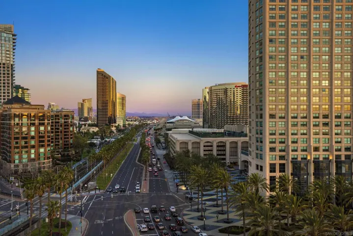 700 W Harbor Dr. 1203, San Diego, California 92101