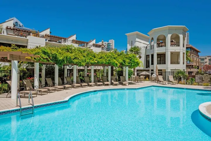 700 W Harbor Dr. 1203, San Diego, California 92101