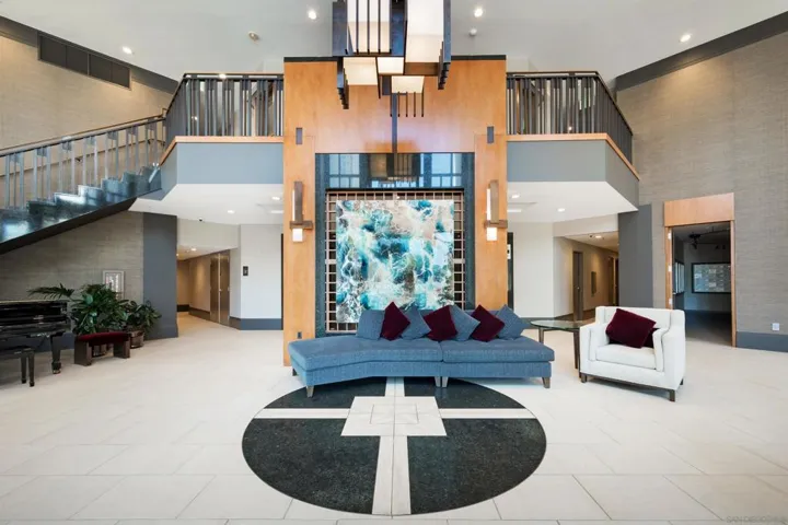 700 W Harbor Dr. 1203, San Diego, California 92101