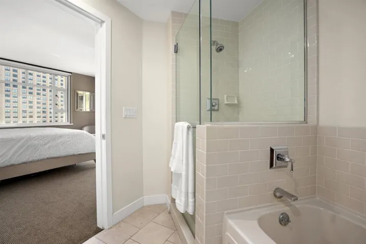700 W Harbor Dr. 1203, San Diego, California 92101