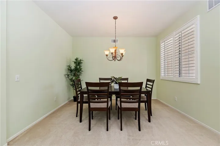 Formal dinning room