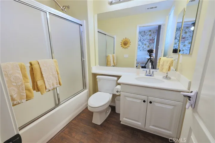 16 Durlston Way, Ladera Ranch, California 92694