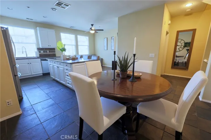 16 Durlston Way, Ladera Ranch, California 92694
