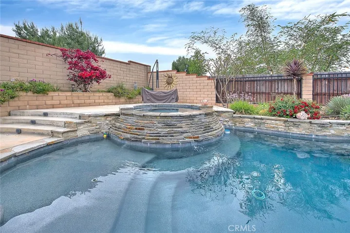 901 Looking Glass Drive, Diamond Bar, California 91765