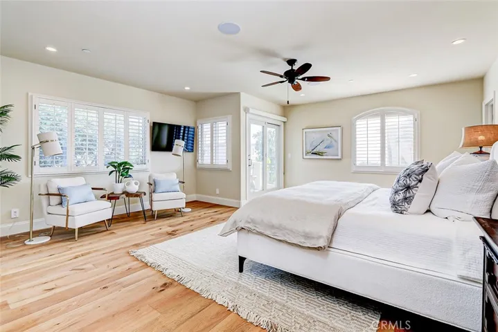 303 7th Street A, Manhattan Beach, California 90266
