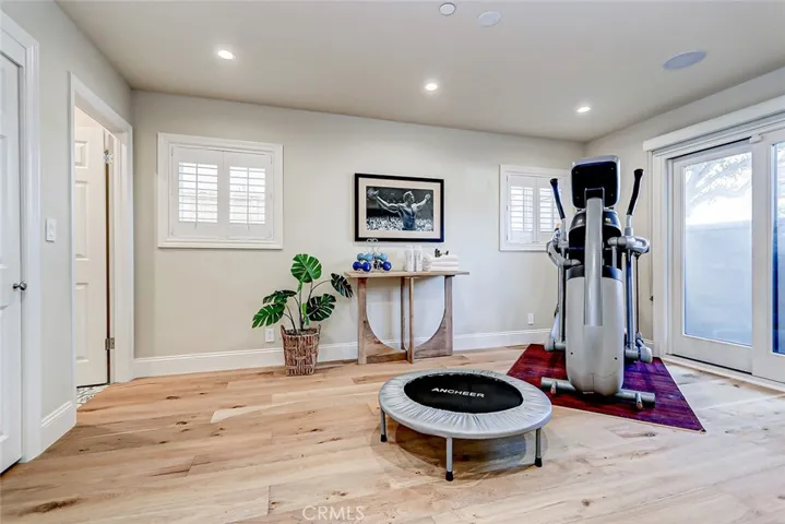 303 7th Street A, Manhattan Beach, California 90266