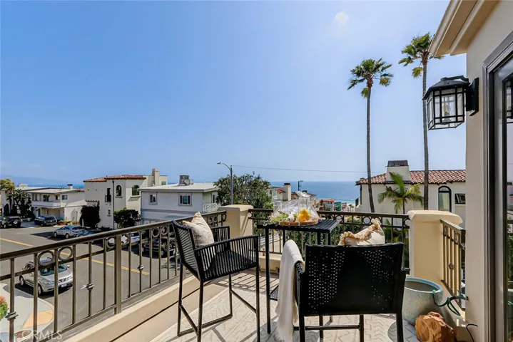 Ocean and Palos Verdes views!