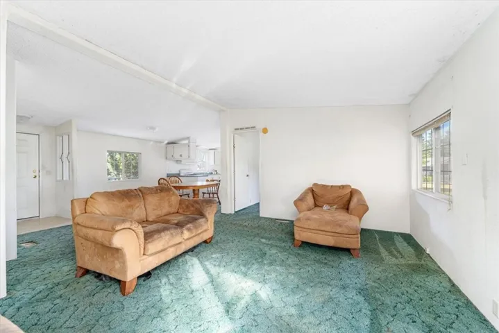 7985 Ricalia Lane, Los Molinos, California 96055