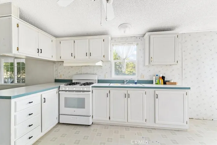 7985 Ricalia Lane, Los Molinos, California 96055