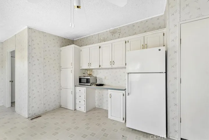7985 Ricalia Lane, Los Molinos, California 96055