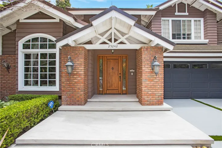 25242 Bentwood, Laguna Niguel, California 92677