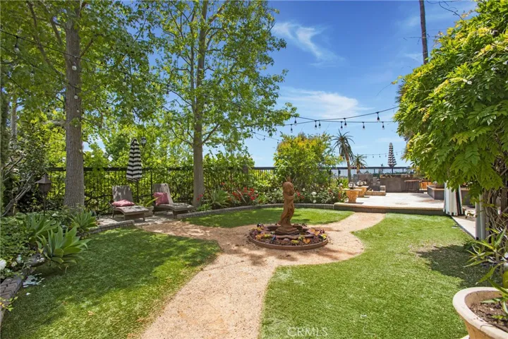 25242 Bentwood, Laguna Niguel, California 92677