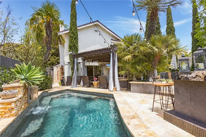 25242 Bentwood, Laguna Niguel, California 92677