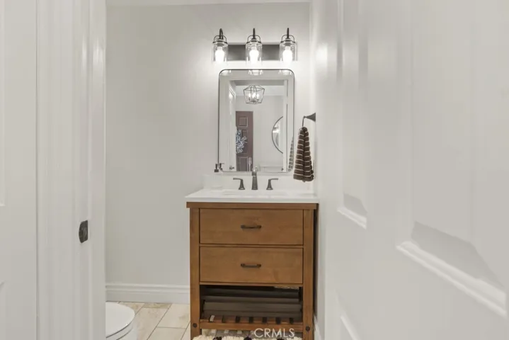 Downstairs half bathroom