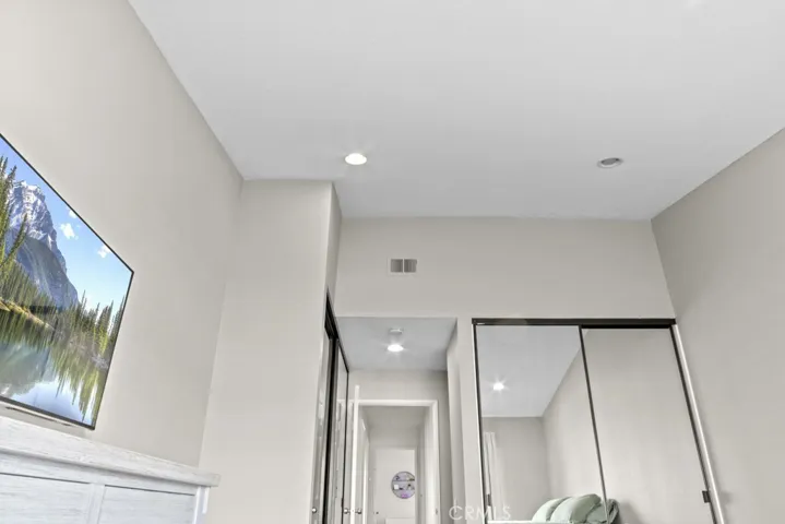 Fam bath room