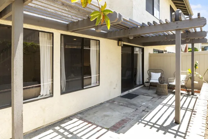 18085 Red Oak Court, Fountain Valley, California 92708