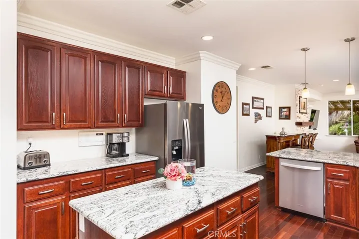 So many cabinets!