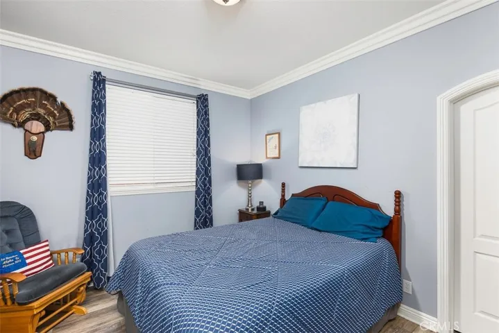 Guest bedroom