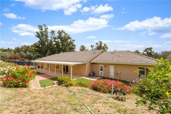 339 Via Soplador, Fallbrook, California 92028