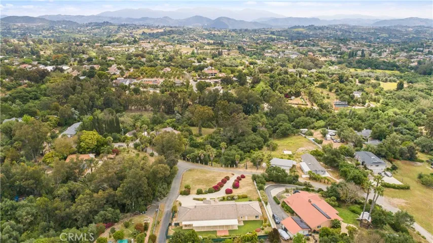 339 Via Soplador, Fallbrook, California 92028