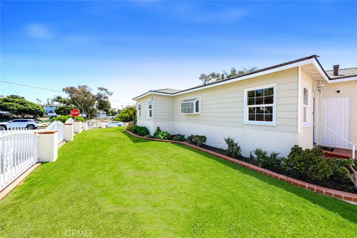 1202 Avenida De La Estrella, San Clemente, California 92672