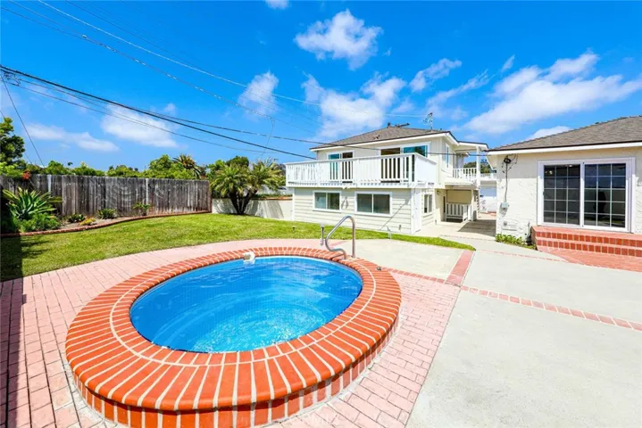 1202 Avenida De La Estrella, San Clemente, California 92672