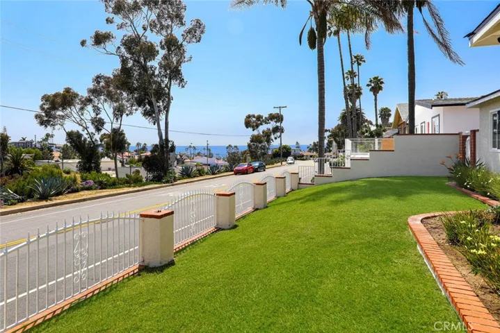 1202 Avenida De La Estrella, San Clemente, California 92672