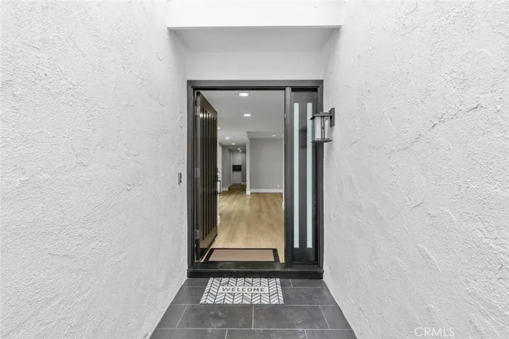 10081 La Quinta Circle, Fountain Valley, California 92708