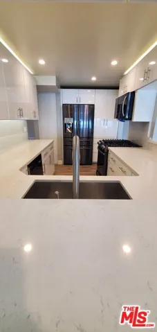 18055 Coastline Drive 2, Malibu, California 90265