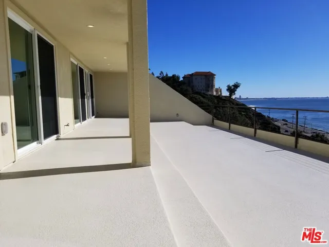 18055 Coastline Drive 2, Malibu, California 90265