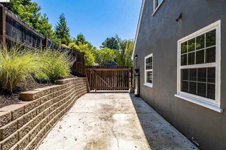 1301 Windermere Way, Concord, California 94521